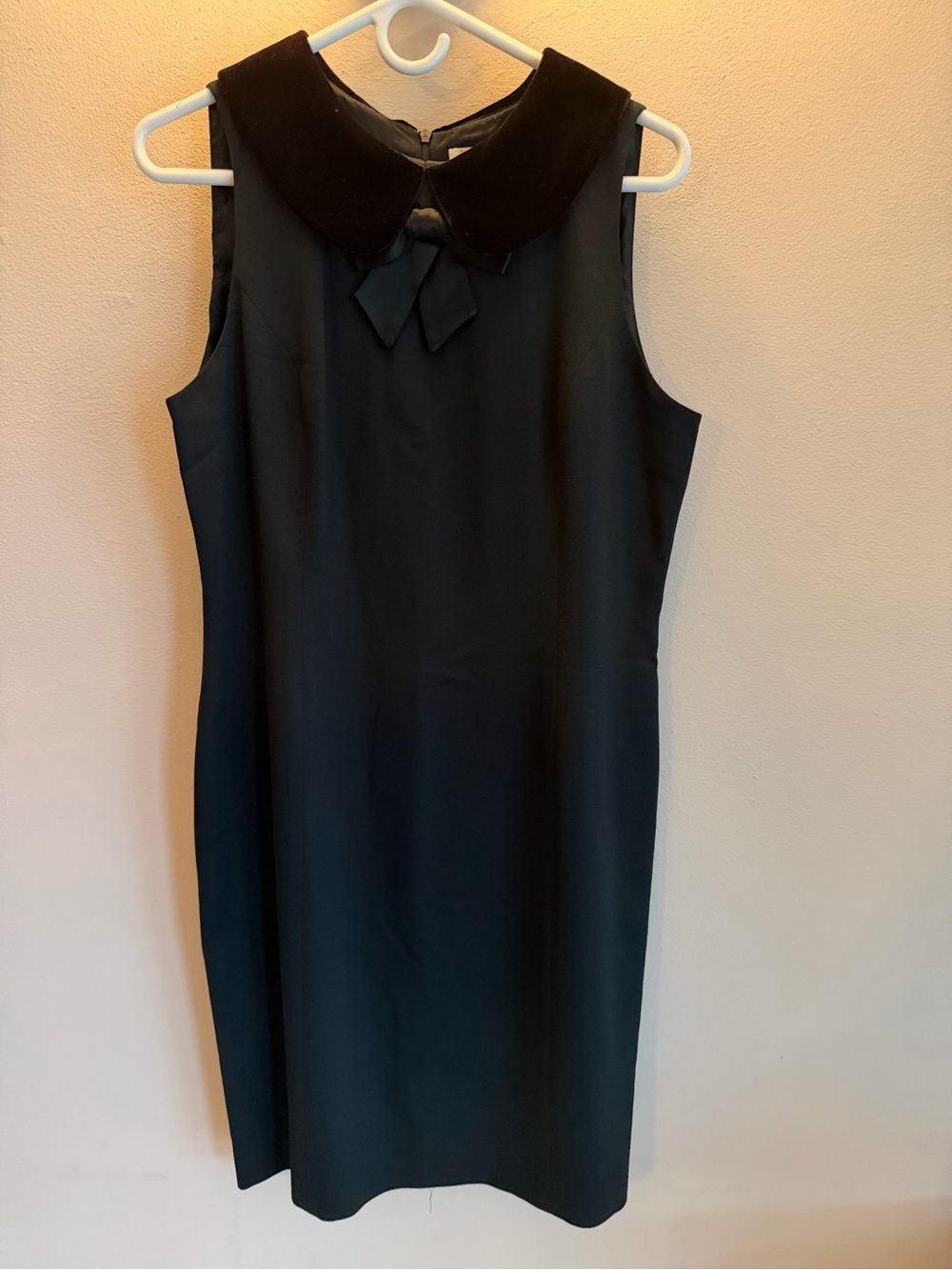 Donna Gray Black Sleeveless Sheath Dress Velvet Peter Pan Collar Bow Detail 12